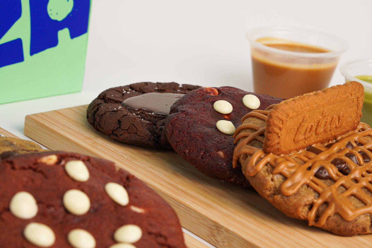 Cookies & Dips Party Box