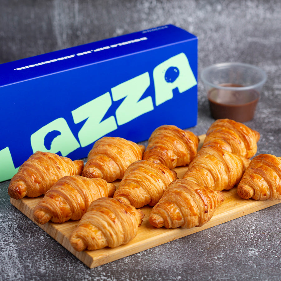 Mini Croissant Plain 10 Pieces and Dip Sauce